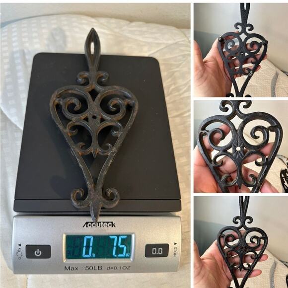 Vintage Cast Iron Trivets (4) Rare Farmhouse Kitchen Decor Country Living Decor - Picture 4 of 16